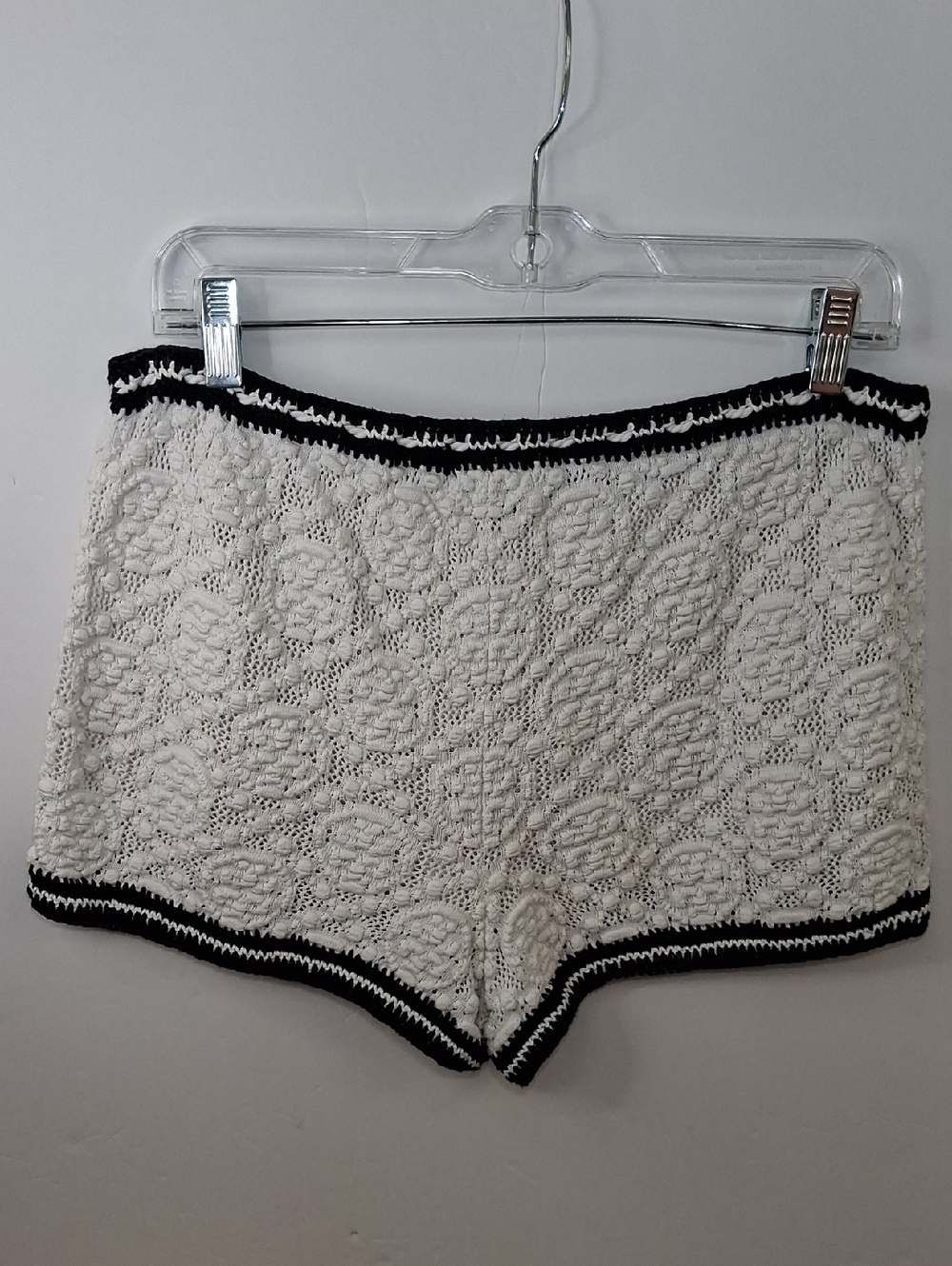Tory Burch Crochet Knit Lounge Shorts Cream Black Trim Drawstring Size Small - Picture 2 of 10